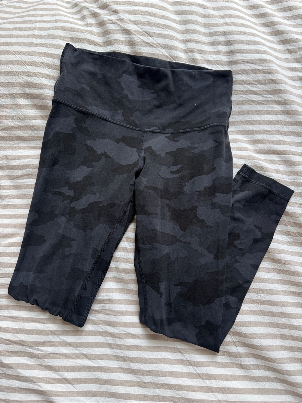lululemon Align 25in Black/Camo High-Waist Leggings